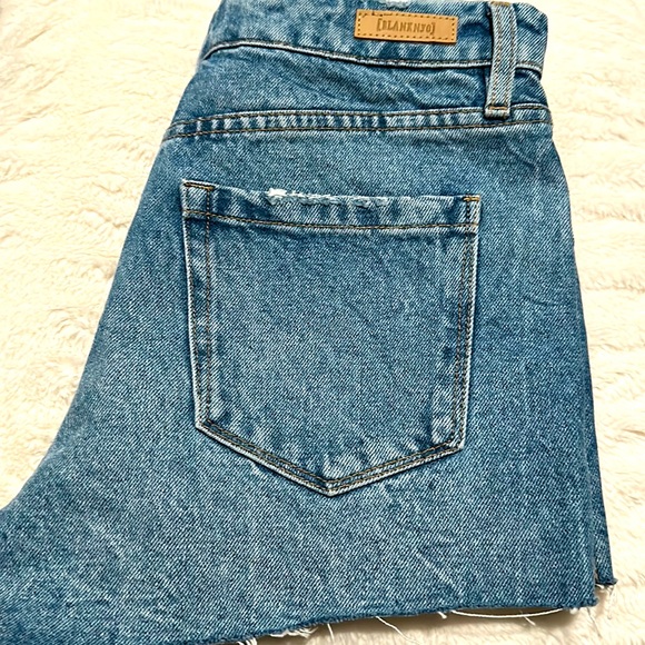 BLANKNYC Jean shorts - Picture 1 of 6